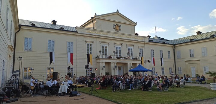 Kdyby tisíc klarinetů na zámku Kynžvart 2023  | © Štefan Brštiak