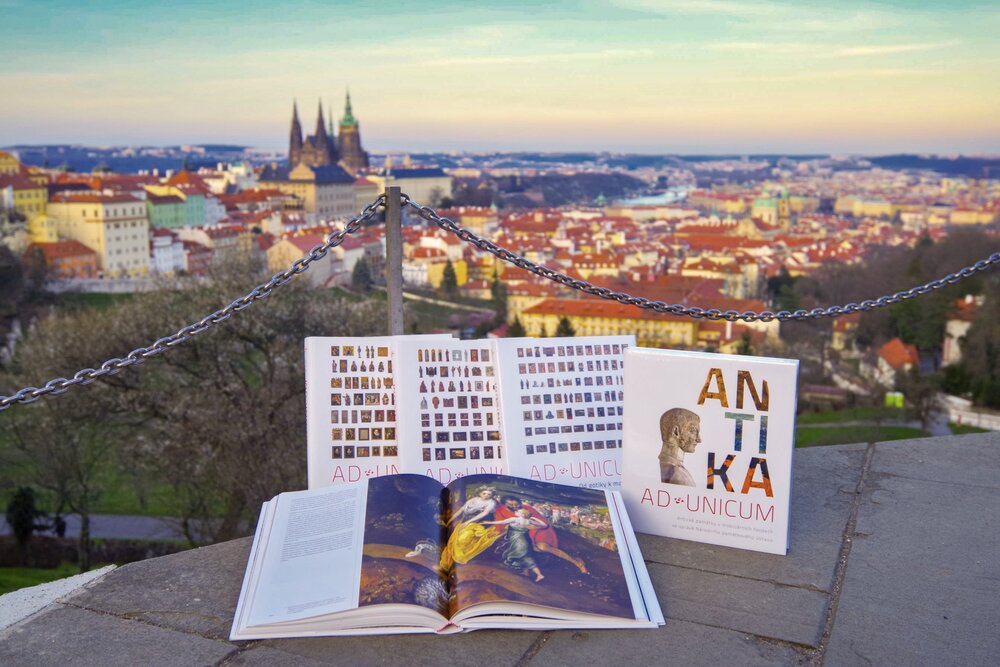 Knižní čtvrtky - novinky z&nbsp;řady Ad unicum
