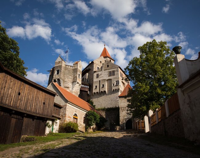 Hrad Pernštejn Hrad Pernštejn