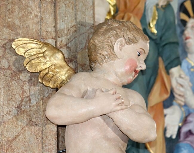 Kostel Nanebevzetí Panny Marie v Nedělištích, andílek z oltáře Navštívení Panny Marie, 2025 Kostel Nanebevzetí Panny Marie v Nedělištích, andílek z oltáře Navštívení Panny Marie, 2025