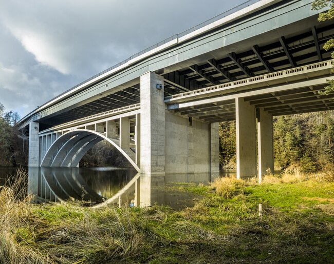 Vojslavický most, jižní strana, po rekonstrukci 2024 Vojslavický most, jižní strana, po rekonstrukci 2024