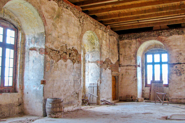Hrad Švihov, sál ve druhém patře severního paláce