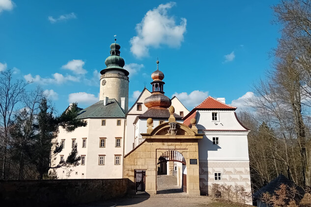 pohled na zámek Lemberk