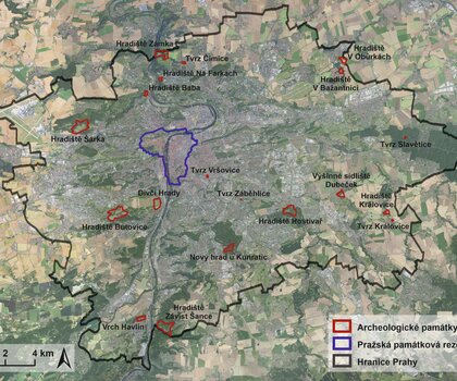 Přehledová mapa kulturních památek archeologické povahy na území Prahy mimo historické jádro (zdroj: ČÚZK, IPR, graficky zpracoval M. Kapic, 2025). Přehledová mapa kulturních památek archeologické povahy na území Prahy mimo historické jádro (zdroj: ČÚZK, IPR, graficky zpracoval M. Kapic, 2025).